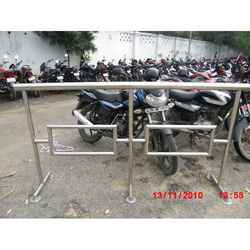 Manufacturers Exporters and Wholesale Suppliers of Parking Barriers New Delhi Delhi Parking Barriers